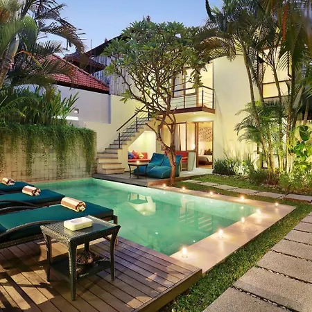 Super Value 4 Bedroom, Walk To Bintang Supermarket Seminyak  Exterior photo